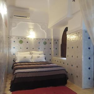 Habitación Estándar con 2 Camas Individuales